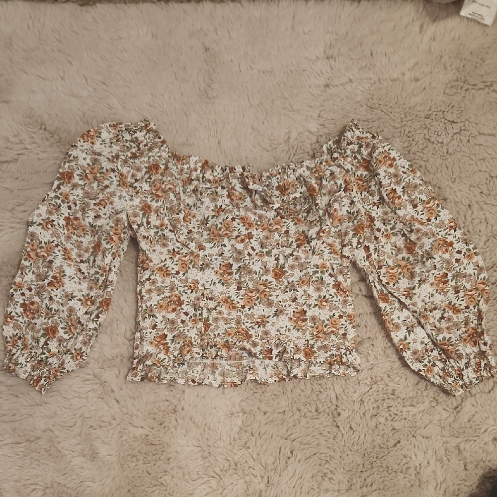 Cream and Brown Smocked Puff Sleeve Crop Blouse